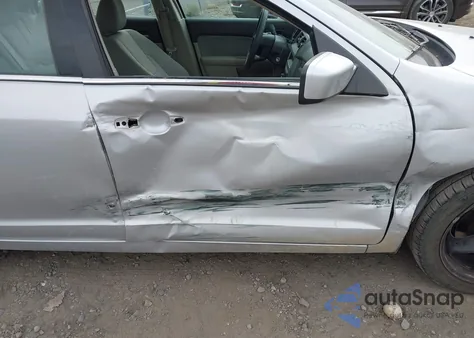 2010 Ford Fusion Se from USA, damaged, VIN 3FAHP0HG6AR259518